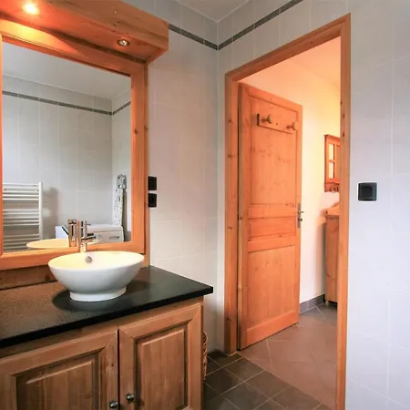 Glacier Apartment